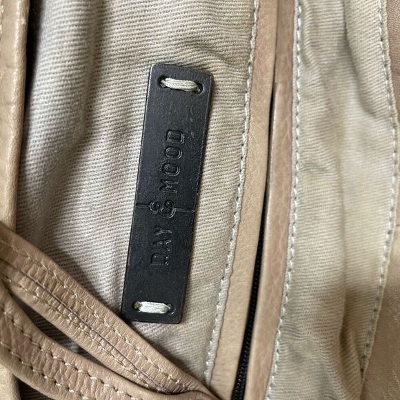 Day and Mood Hannah Bag Gray Beige Taupe Satchel shoulder strap Hobo Leather - Picture 11 of 13